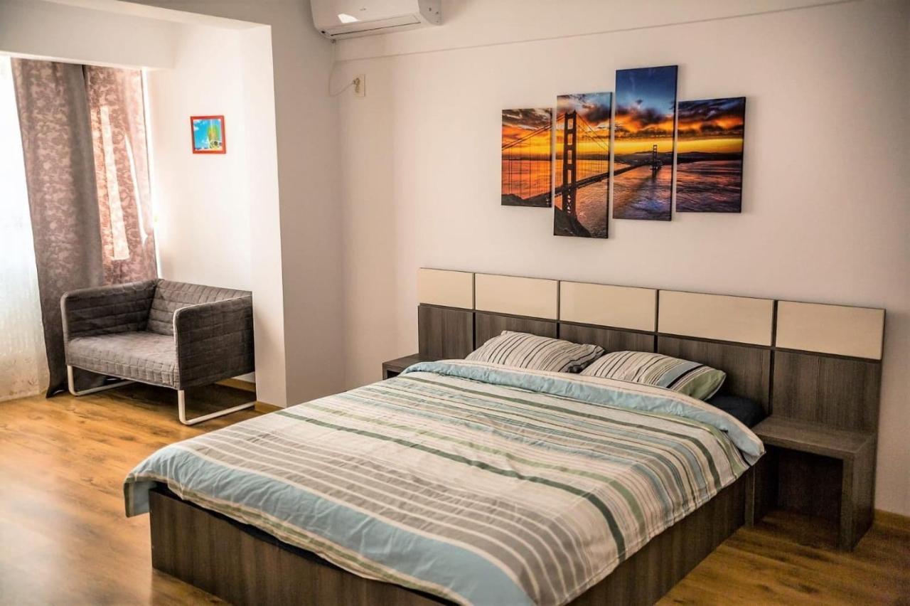 Apartament Mamaia Nord ナボダリ エクステリア 写真